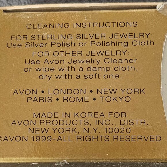 Avon Key of Life Pierced Earrings Surgical Steel Vintage 1999 - Silver Tone - Picture 5 of 5